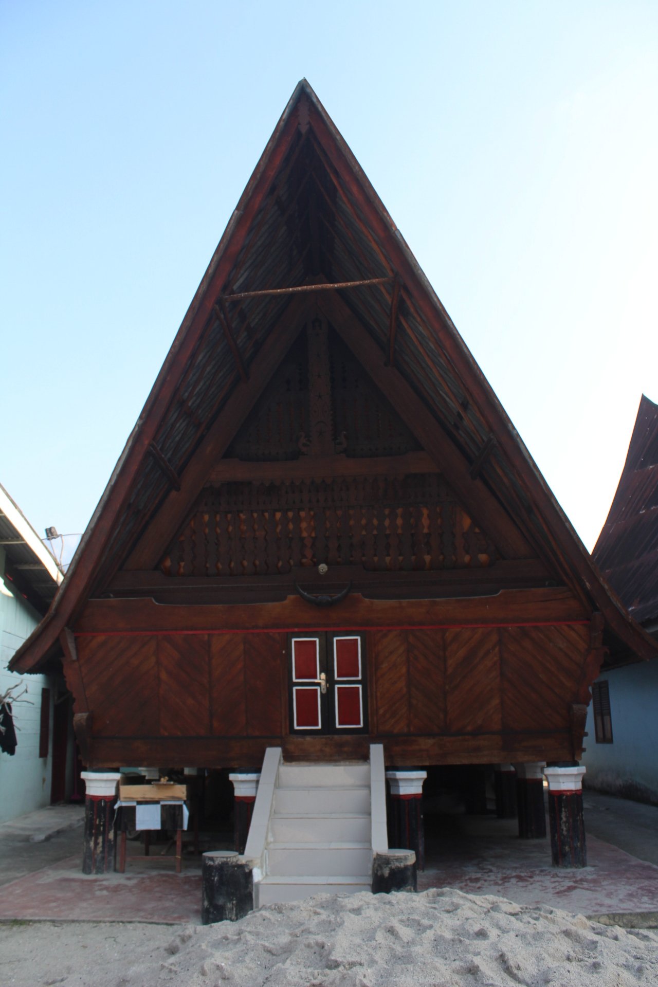 Rumah Bolon